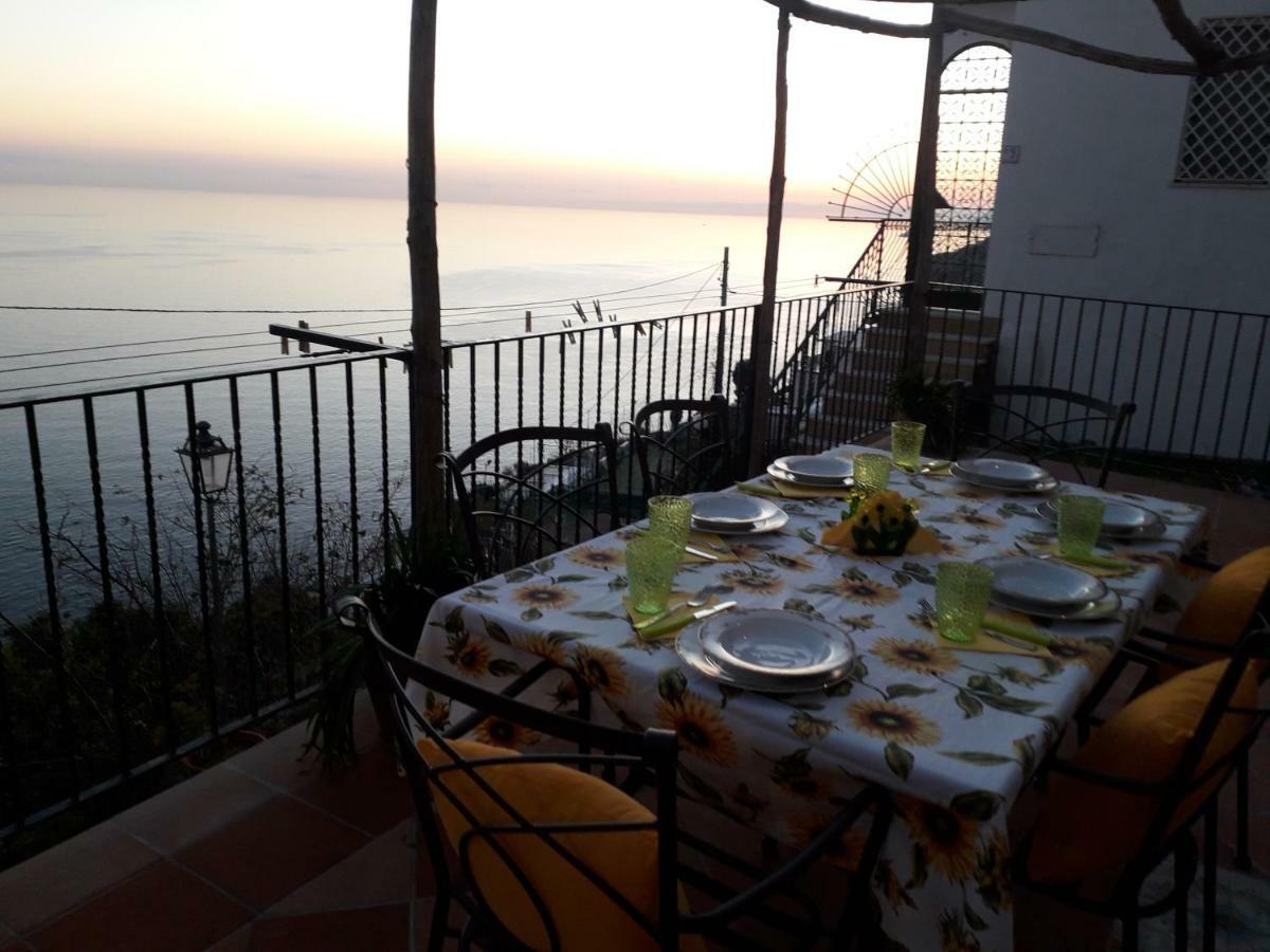 Rifugio Stellato Bed & Breakfast Конка деи Марини Екстериор снимка